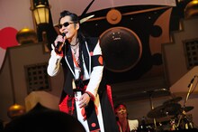 カールスモーキー石井（Vo）