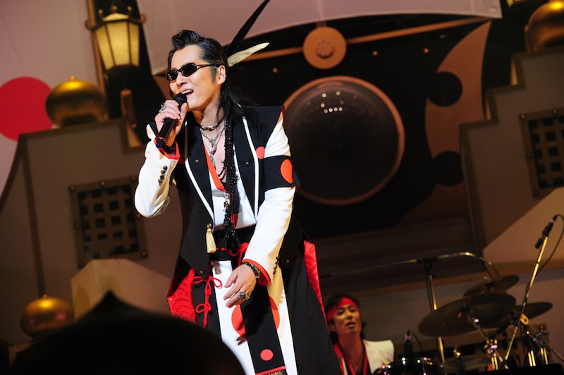 カールスモーキー石井（Vo）