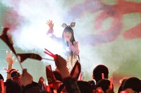 「上坂すみれプロジェクト 始動!! ～決起集会vol.0～」の様子。