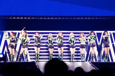 「GIRLS' GENERATION ～Girls＆Peace～Japan 2nd Tour」神戸公演の様子。