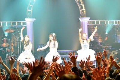 「Kalafina 5th Anniversary LIVE "oblivious"」の模様。
