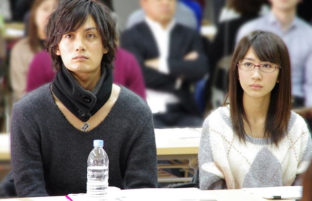 左から加藤和樹、石田晴香。