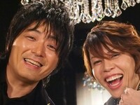 「LEVEL 4」収録時のT.M.Revolution（写真右）と押尾コータロー（左）。