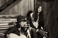 Rihwaとミシェル・ブランチのフォトセッションを行ったのは世界的フォトグラファー、ブライアン・ボーエン・スミス。