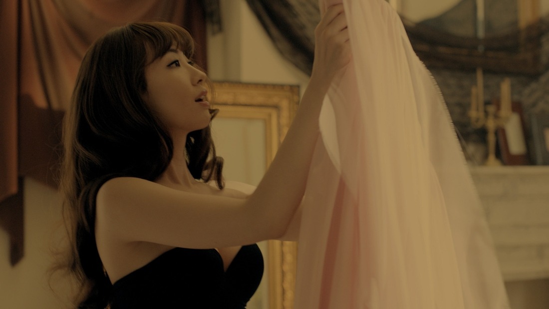 ショートムービー「Red Carpet」のワンシーン。