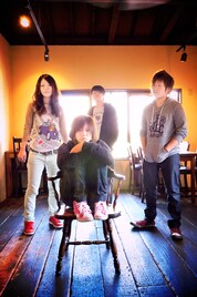 福岡出身4人組バンドが閃光ライオット後の苦労を告白