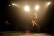 2月22日のライブ「白兵戦」の模様(撮影:岩根愛)。