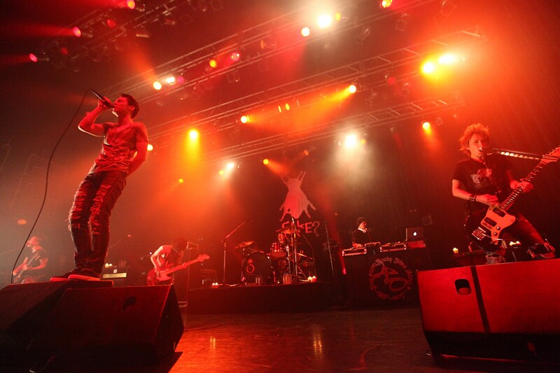 FAKE?（2月23日のShibuya O-EAST公演より）