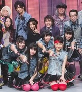 収録終了後の記念撮影。