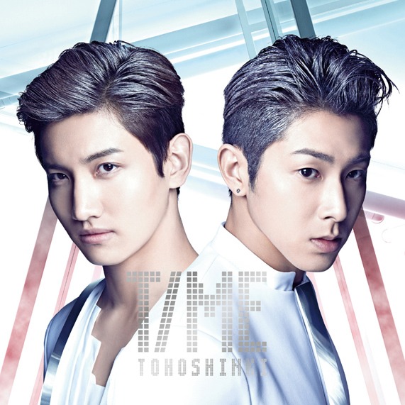 「未来」を表現した東方神起「TIME」ジャケットC。