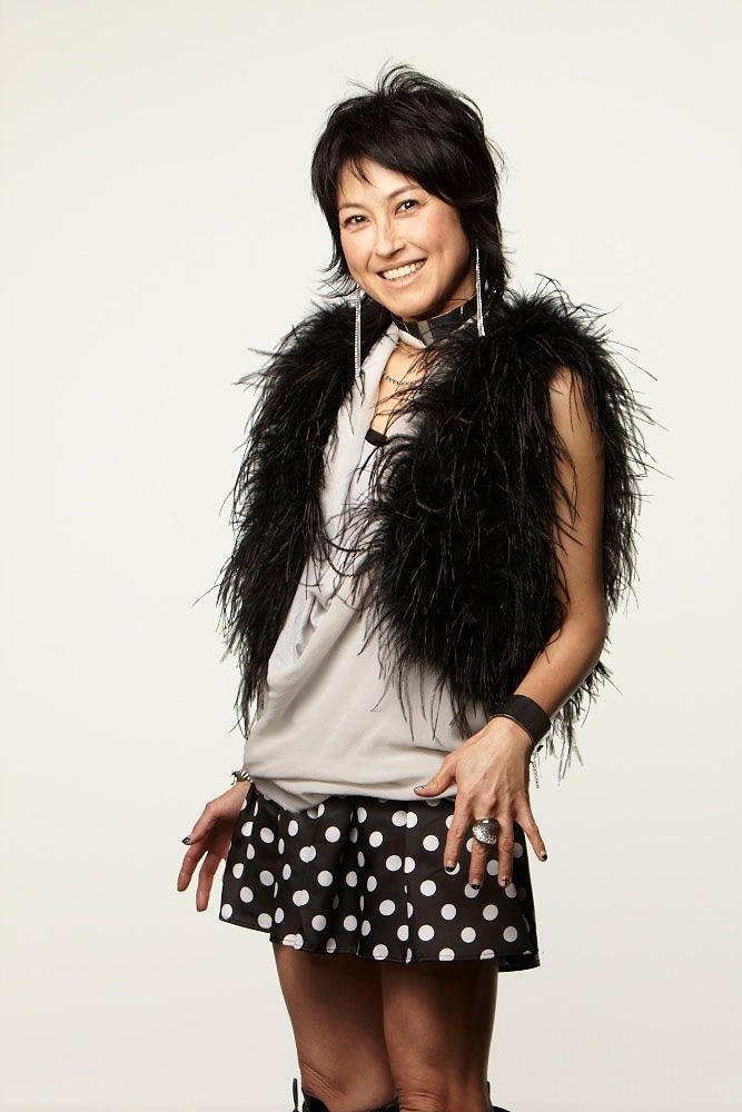 岸谷香