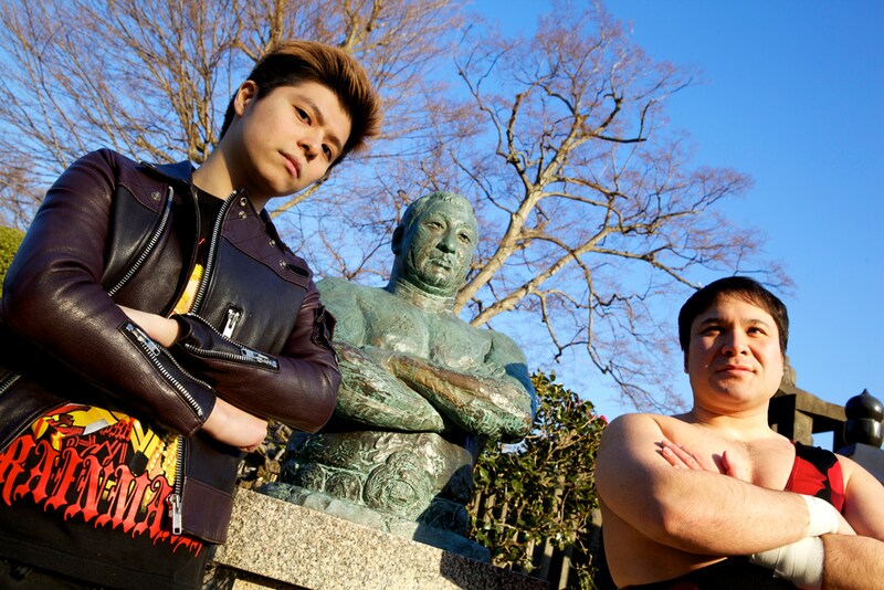 成田大致（写真左）とアントーニオ本多（右）。