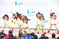 私立恵比寿中学（写真はイベント「生誕誕メン祭り ～行列御免！お昼は1品無料サービス～」より）