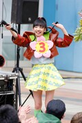 真山りか（写真はイベント「生誕誕メン祭り ～行列御免！お昼は1品無料サービス～」より）