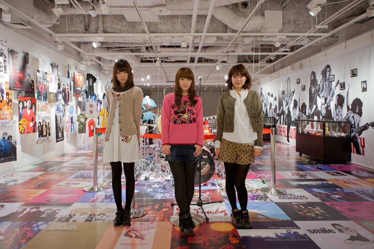 ナタリーPower Pushにて今年1月に展開したタワーレコード渋谷店特集では、Negiccoの3人が店内をレポートした。写真は「SpaceHACHIKAI」の様子。
