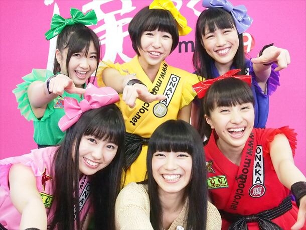 トーク収録後のmiwa（写真下段中央）とももいろクローバーZ。ちなみにオンエア日3月15日は有安杏果（上段左）の誕生日となる。