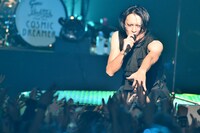 BUCK-TICKの東京・SHIBUYA-AX公演の模様。（撮影：MASA）