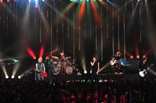 BUCK-TICKの東京・SHIBUYA-AX公演の模様。（撮影：MASA）