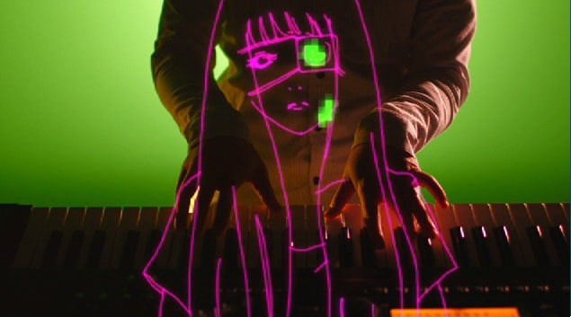 パスピエ「フィーバー」ビデオクリップのワンシーン。