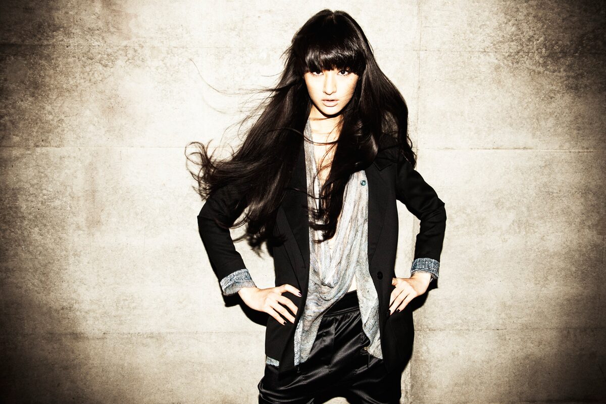 シシド カフカ ドラマ ダブルス 二人の刑事 Op曲発売 音楽ナタリー