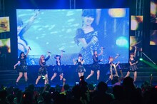 「Berryz工房コンサートツアー2013春 in Bangkok」の様子。