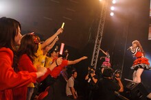 「Berryz工房コンサートツアー2013春 in Bangkok」の様子。