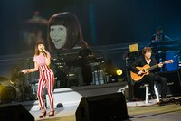 3月10日の東京国際フォーラム ホールA公演でのEvery Little Thing。