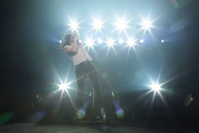 3月8日に東京・日本青年館で行われた「the dresscodes TOUR "1954"」の模様。（撮影：松本時代）