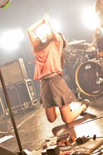 ヒロミ・ヒロヒロ（tricot / B, Cho）（Photo by 古溪一道）