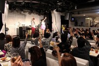 「mihimaPARTY'13 ～☆10周年☆ミヒマル晩餐会!!」の模様。