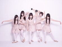 「サラバ、愛しき悲しみたちよ」のビデオクリップが特別賞を受賞したももいろクローバーZ。（撮影：上飯坂一）