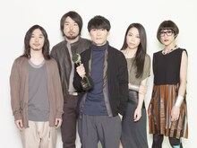 「BEST ARTIST」を受賞したサカナクション。（撮影：上飯坂一）