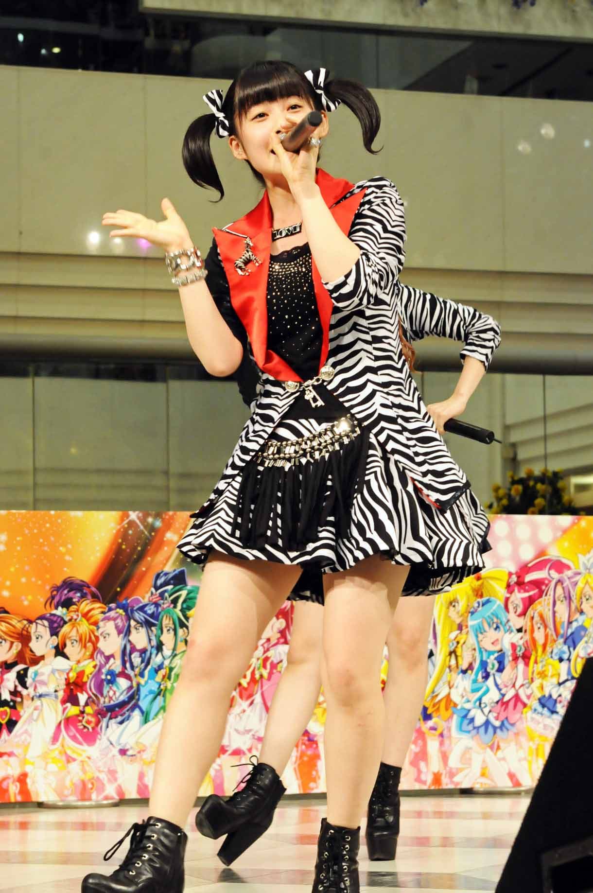 嗣永桃子 - Berryz嗣永、プリキュア登場でも「ももちが一番
