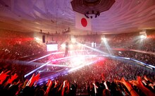 LUNA SEAの日本武道館公演の模様。