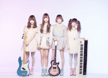 Silent Siren（写真左から2番目がひなんちゅ）