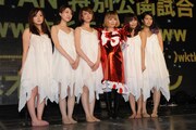 左からサムギョプサル和田、ルーキタエ、あやまん監督、ファンタジスタさくらだ、あいな、金玉澤。