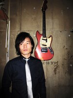 THE BLONDIE PLASTIC WAGON