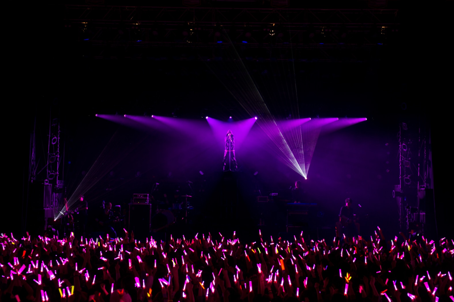 可能性無限大一万人LIVE ナノ、初ライブに2400人絶叫「これはクセになるね！」 - 音楽ナタリー