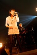 「家入レオ 1stワンマンツアー～LEO～」追加公演の様子。