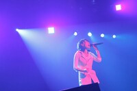 「家入レオ 1stワンマンツアー～LEO～」追加公演の様子。