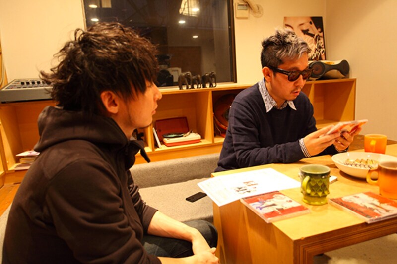 赤髪（写真左）と☆Taku Takahashi（右）。