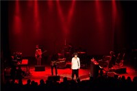 3月17日（現地時間）にイギリス・ロンドンのO2 Shepherd's Bush Empireにて行われたillionライブの模様。（撮影：永戸鉄也）