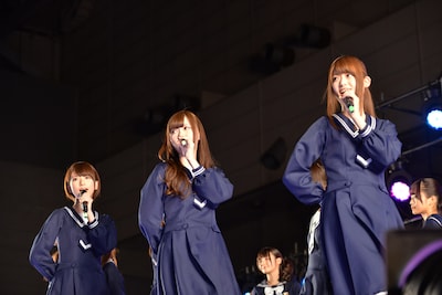 橋本奈々未、白石麻衣、松村沙友理（左から）