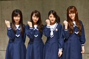 初の冠ラジオ番組を喜ぶ乃木坂46のメンバー。左から斉藤優里、桜井玲香、若月佑美、松村沙友理。