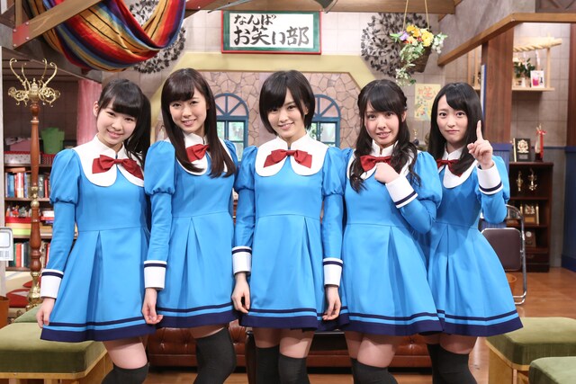 「NMB48 げいにん！！2」に出演する小笠原茉由、渡辺美優紀、山本彩、山田菜々、小谷里歩（左から）。