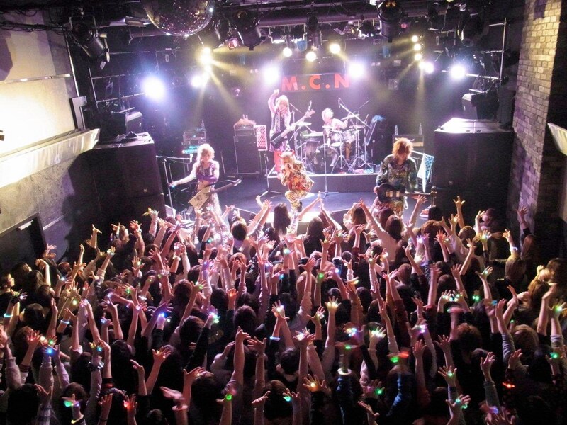 先日行われた「カメレオ 初・全国六大都市ワンマンツアー2013【拡散希望！】」仙台公演の様子。