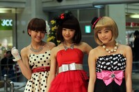 東京・池袋サンシャインシティでフリーライブを行ったMスリー。