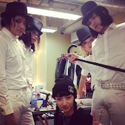 「男だらけのアーバンギャルド」とDJを務めた中田クルミ。