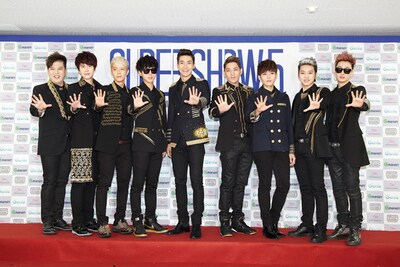 3月24日にソウルで記者会見を行ったSUPER JUNIOR。