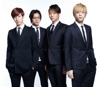 劇中に登場するCRUDE PLAY（左から水田航生、窪田正孝、浅香航大、三浦翔平）。